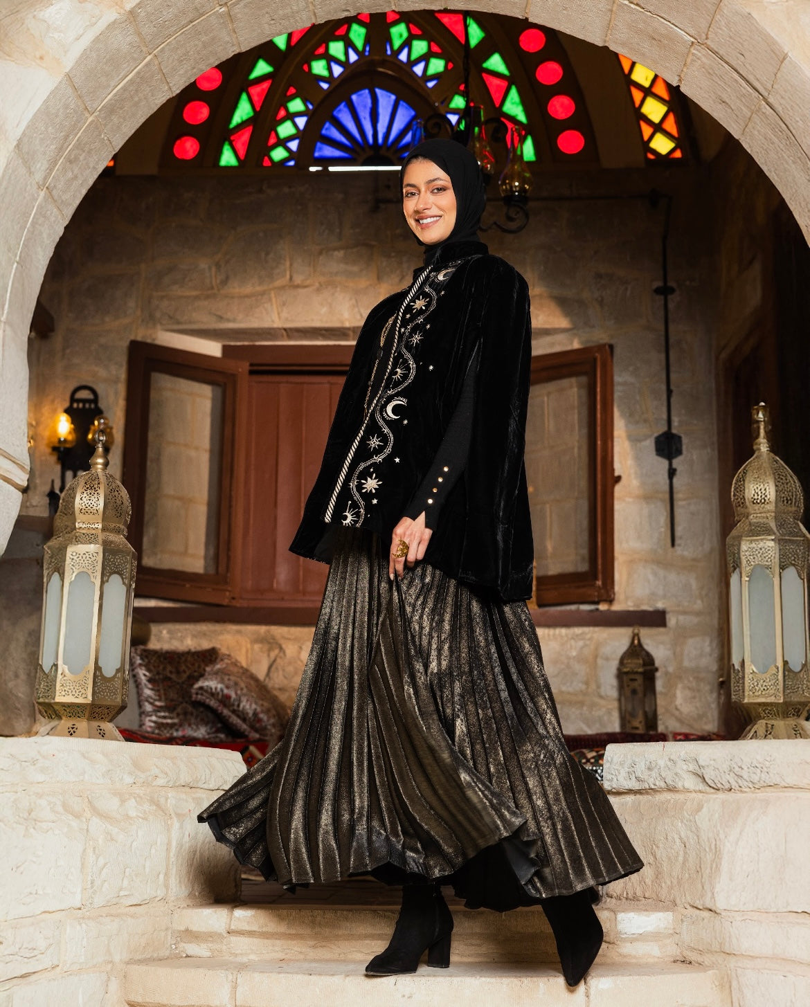 Falak Cape in Black